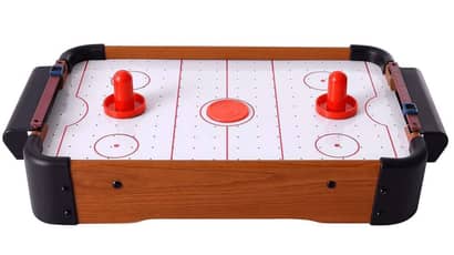 Air hockey on retro table